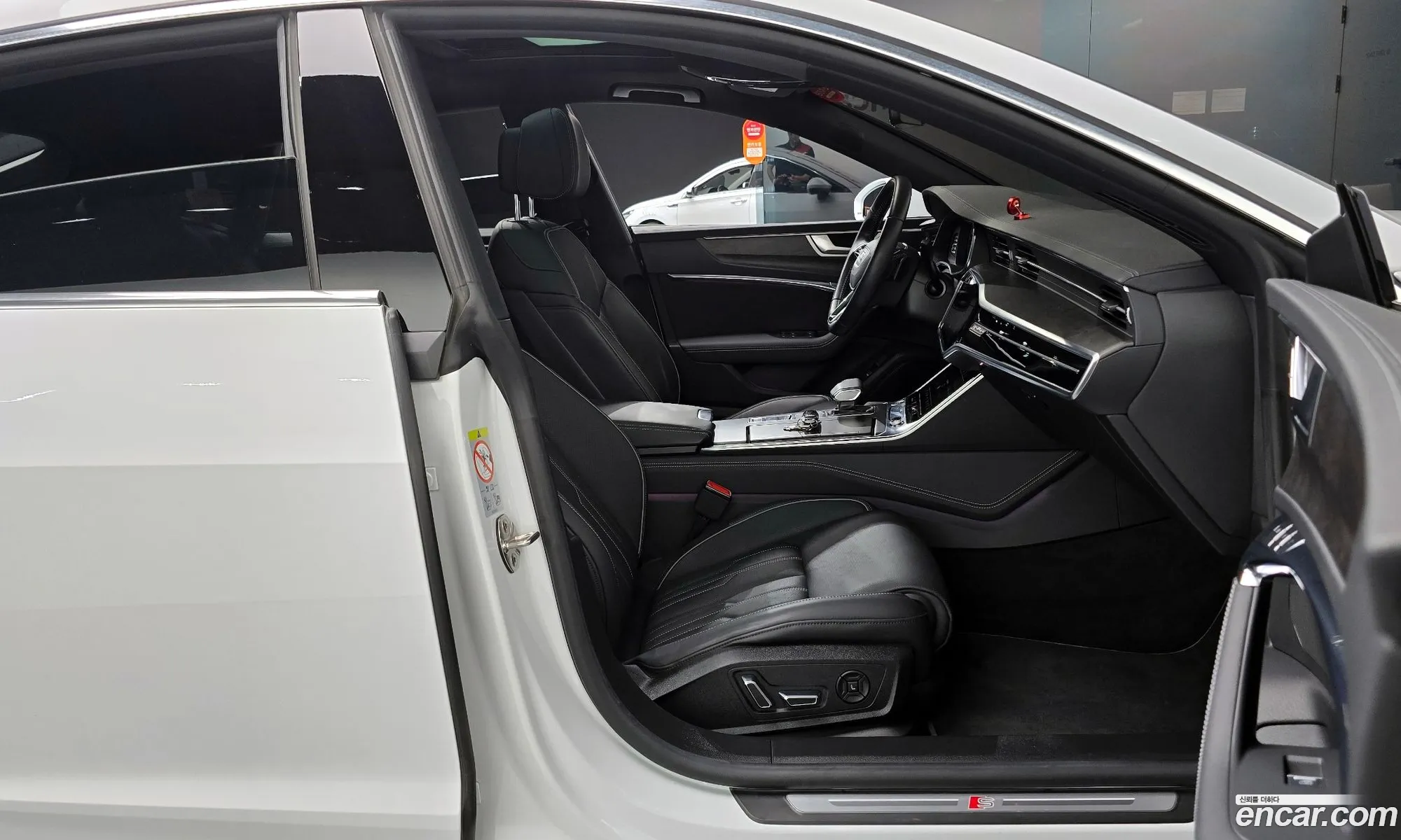 Audi A7 2020 WAUZZZF28LN050790 — 13