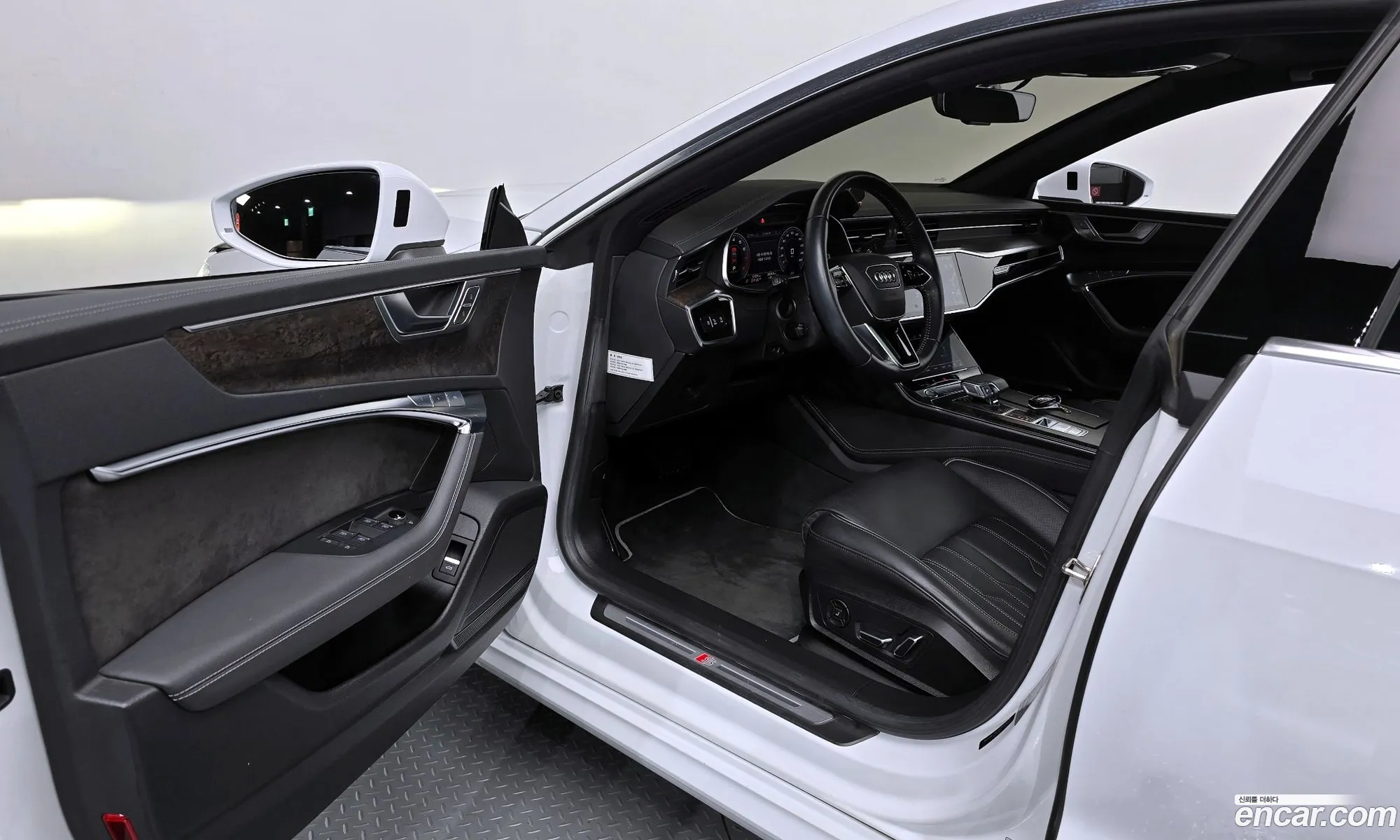 Audi A7 2020 WAUZZZF28LN050790 — 6