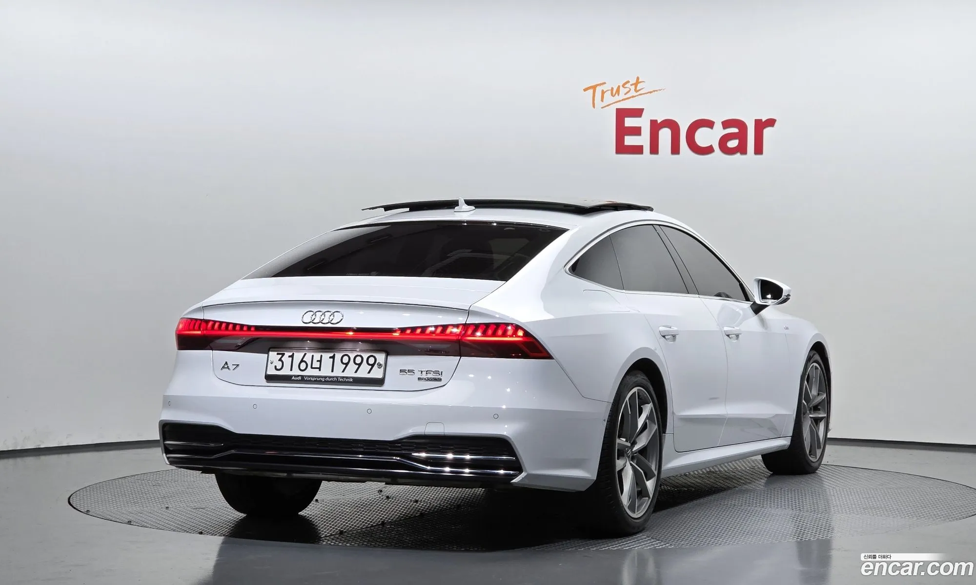 Audi A7 2020 WAUZZZF28LN050790 — 17
