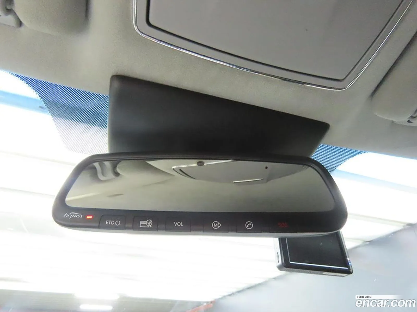 Hyundai Equus 2009 — 14