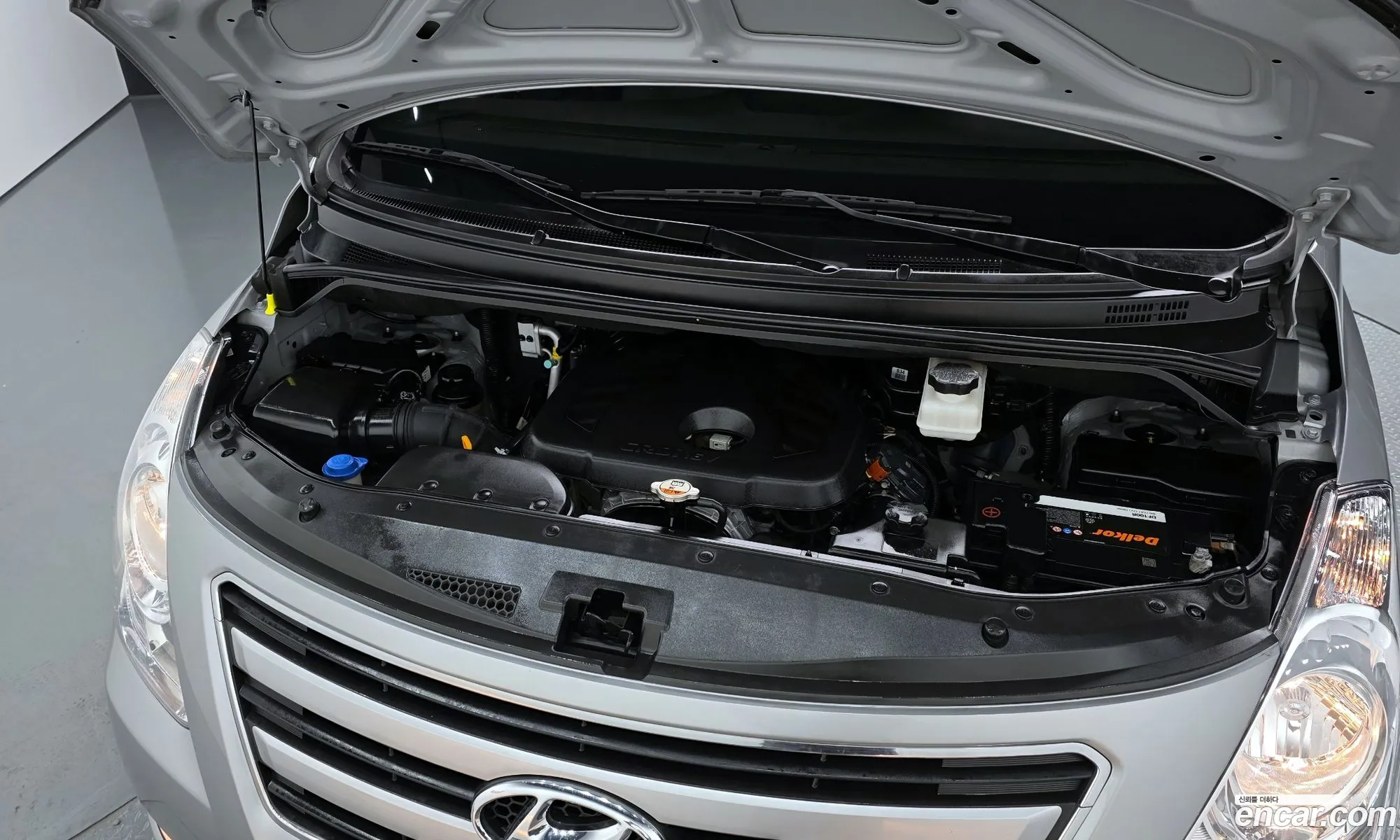Hyundai Grand Starex 2017 — 10