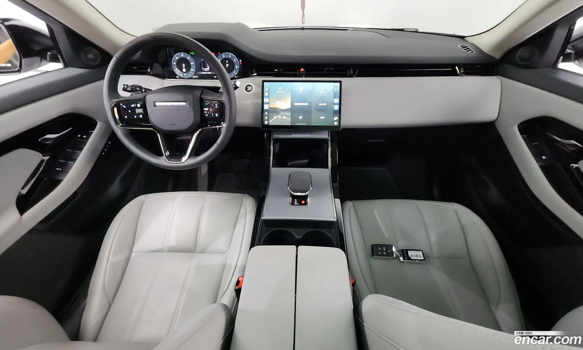 Land Rover Range Rover Evoque 2024 — 2