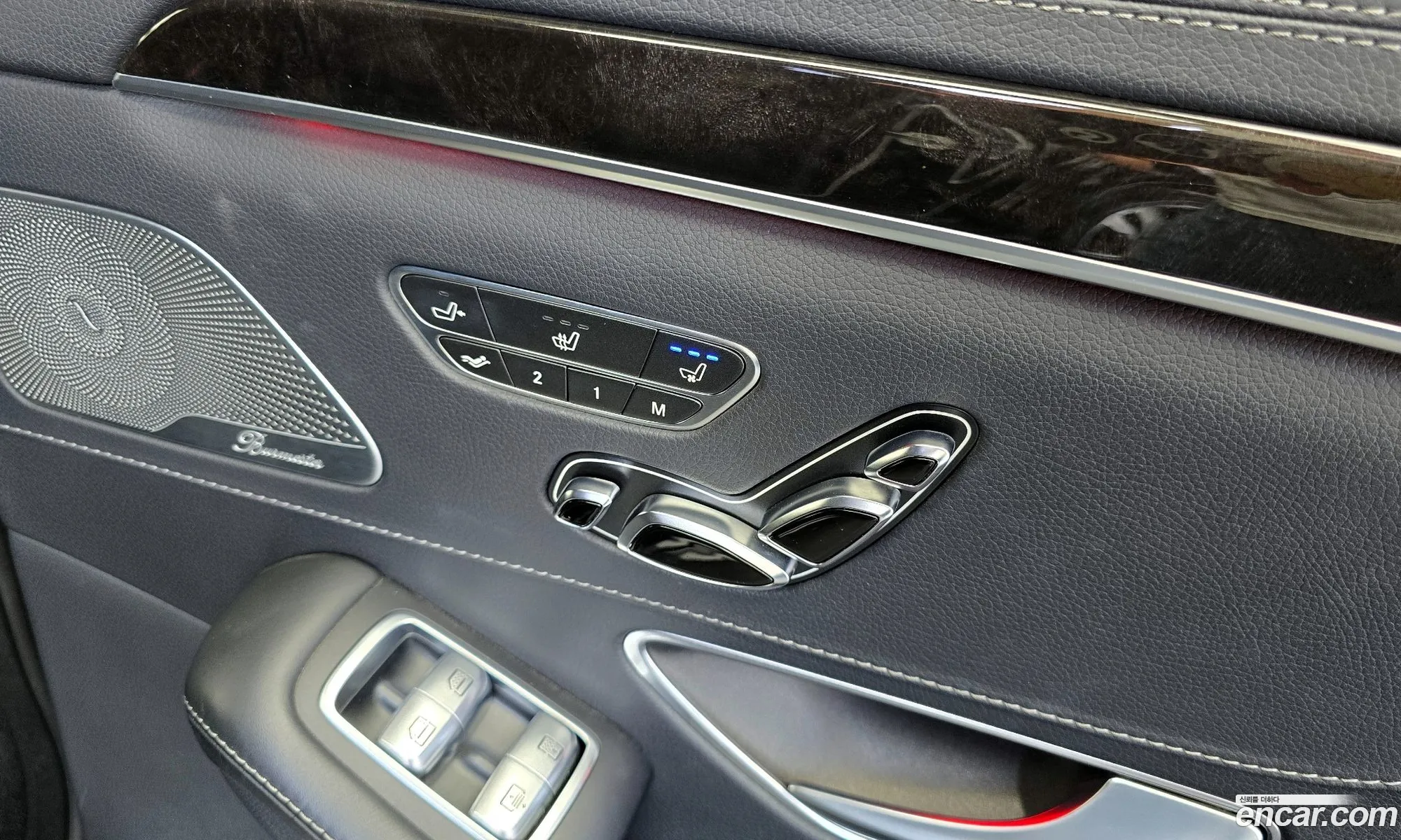 Mercedes-Benz S-Class W222 2015 WDDUG8CB4FA182979 — 12