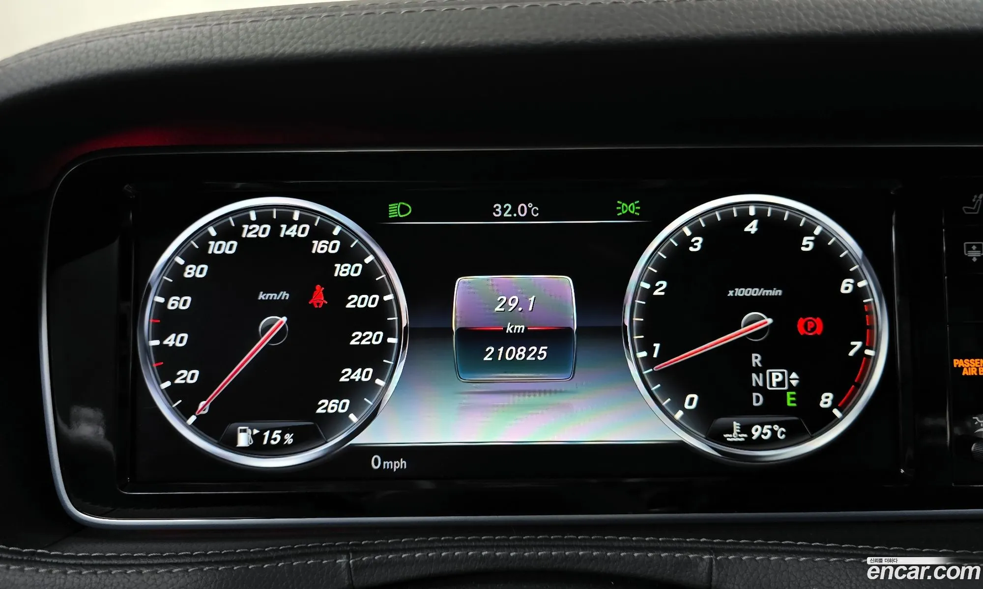 Mercedes-Benz S-Class W222 2015 WDDUG8CB4FA182979 — 6
