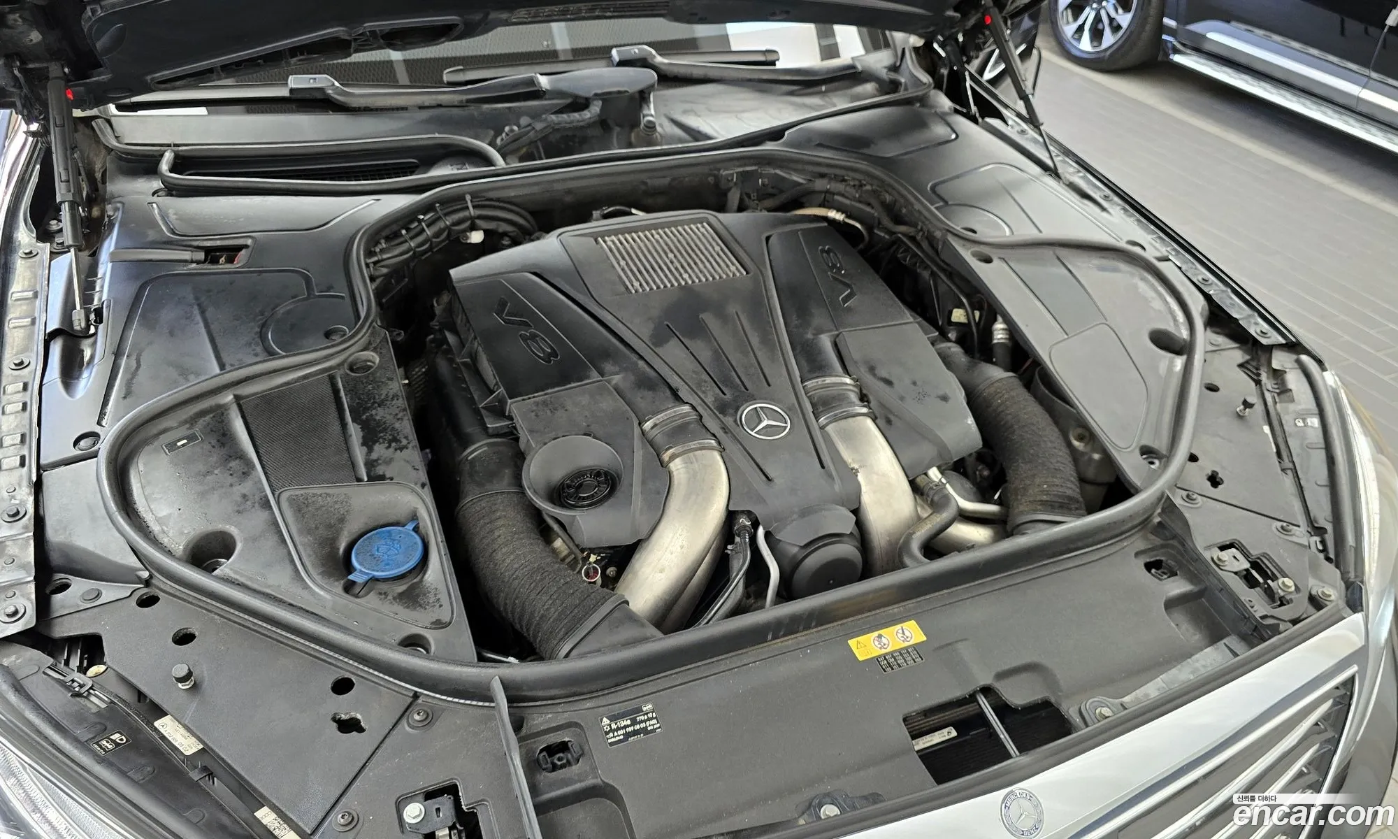 Mercedes-Benz S-Class W222 2015 WDDUG8CB4FA182979 — 16