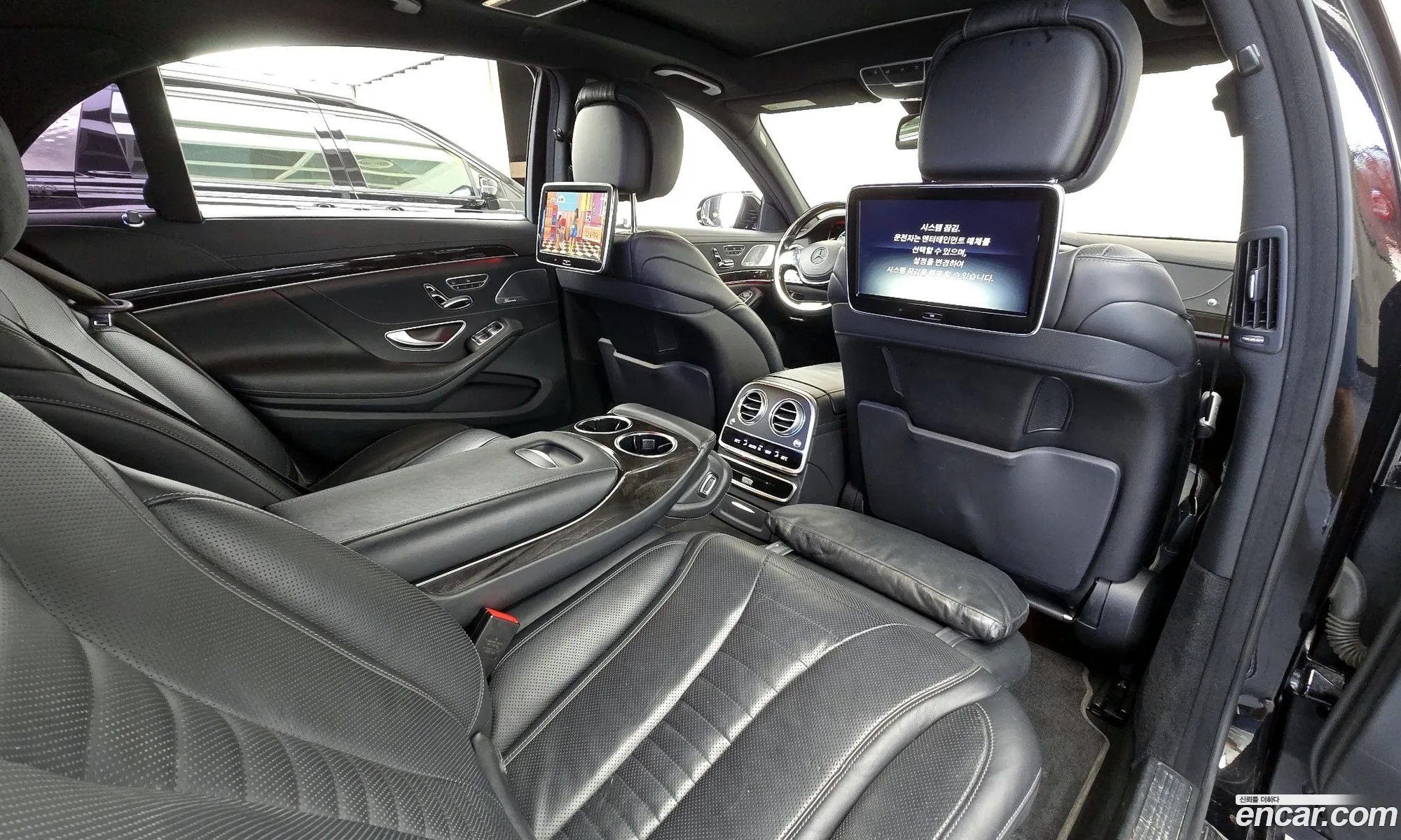 Mercedes-Benz S-Class W222 2015 WDDUG8CB4FA182979 — 7