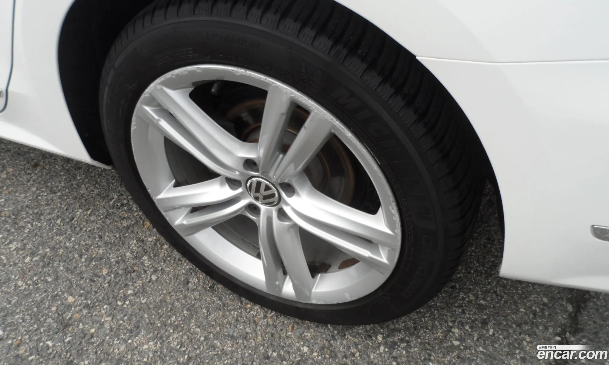 Volkswagen Passat 2012 — 11