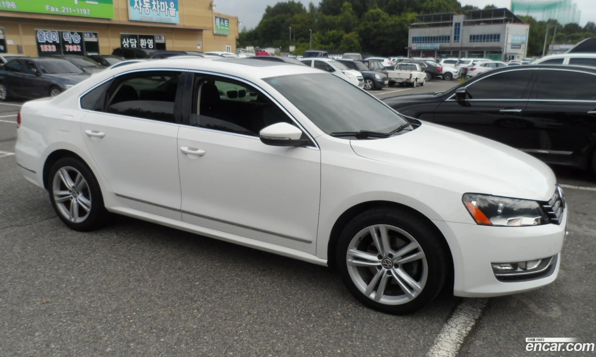 Volkswagen Passat 2012 — 15