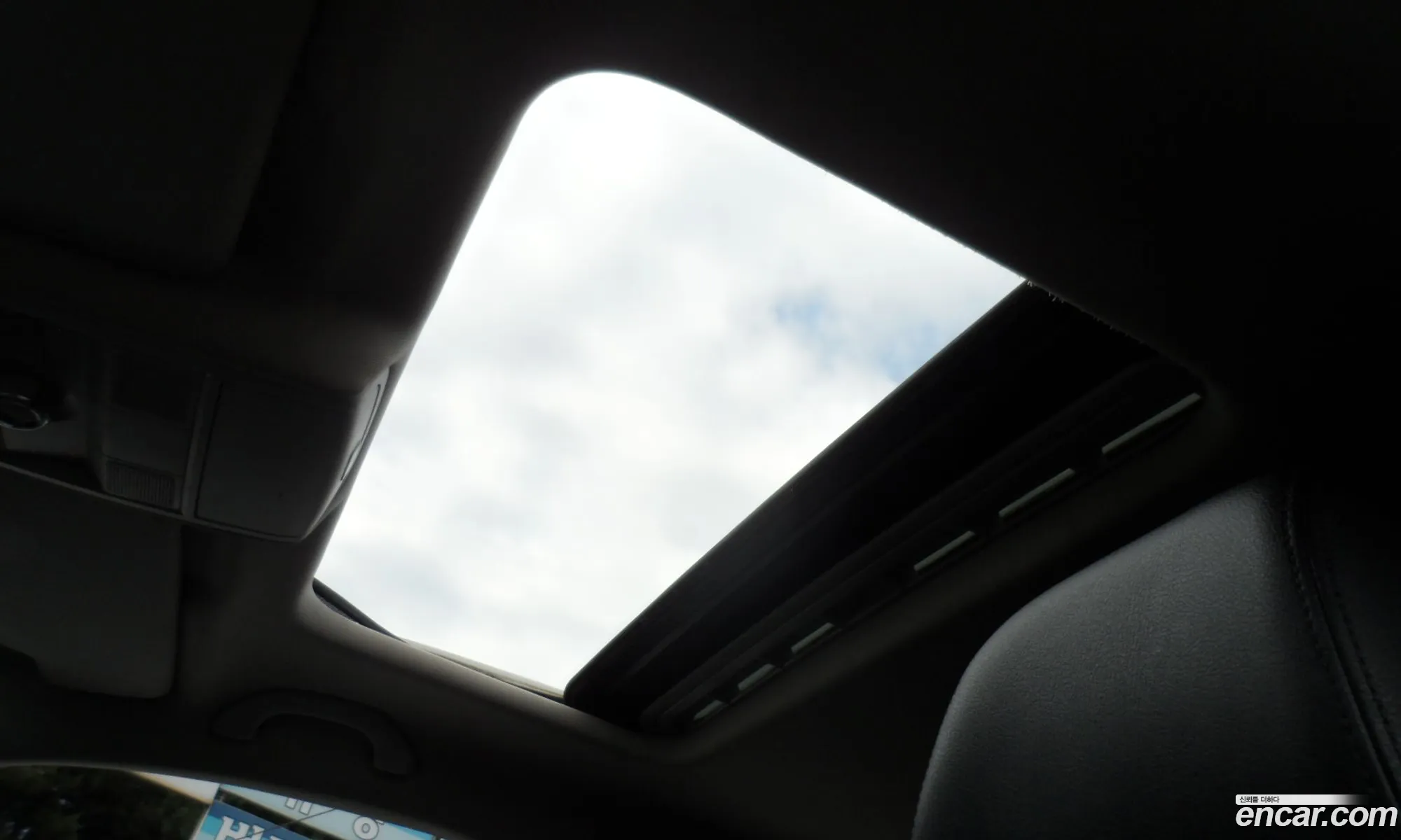 Volkswagen Passat 2012 — 12