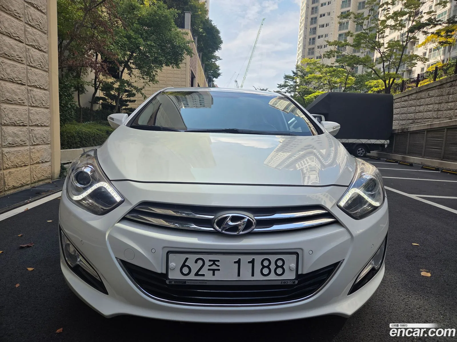 Hyundai i40 Saloon 2014 — 16