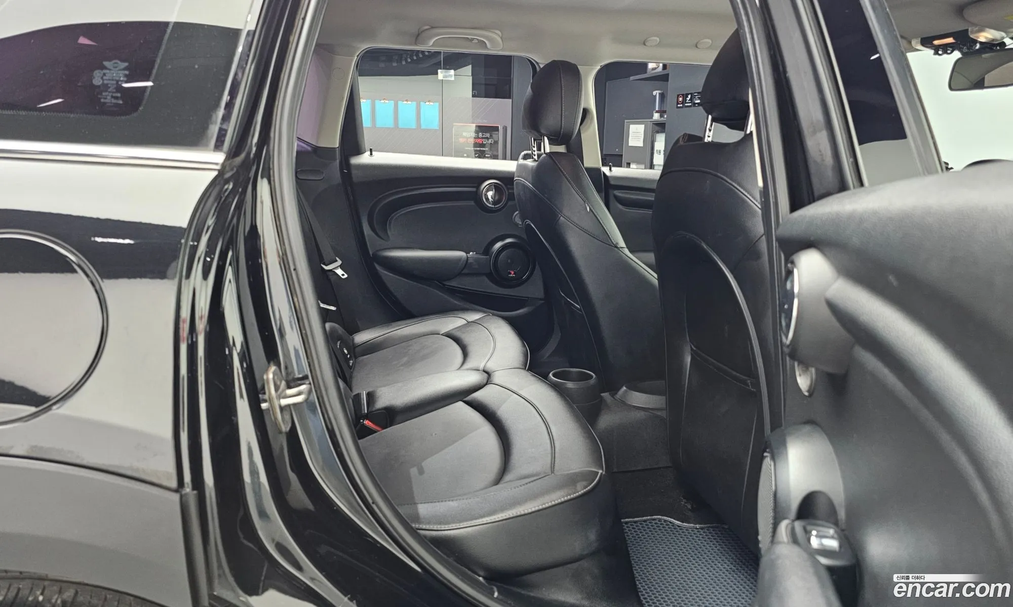 Mini Cooper 2015 — 5