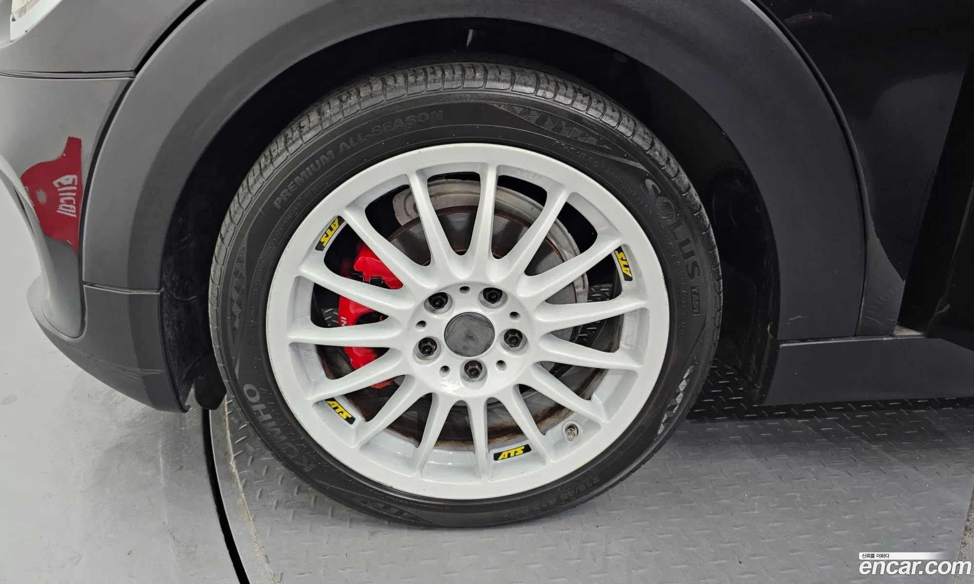 Mini Cooper 2015 — 17