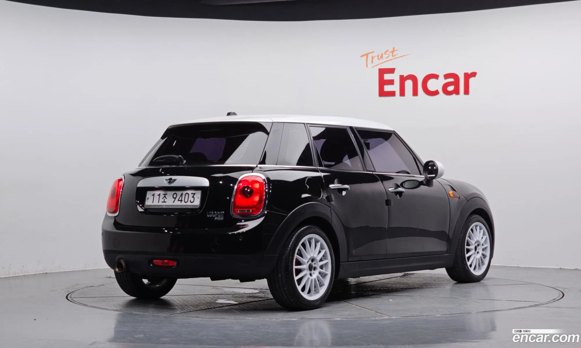 Mini Cooper 2015 — 14