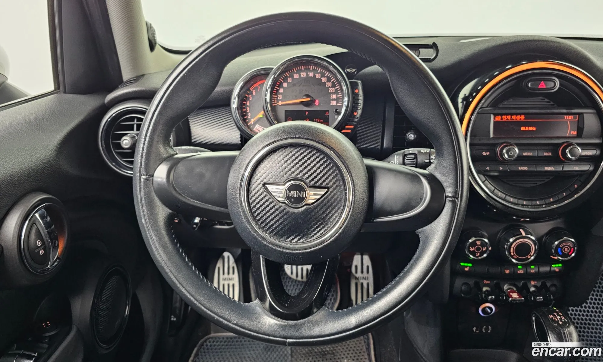 Mini Cooper 2015 — 3