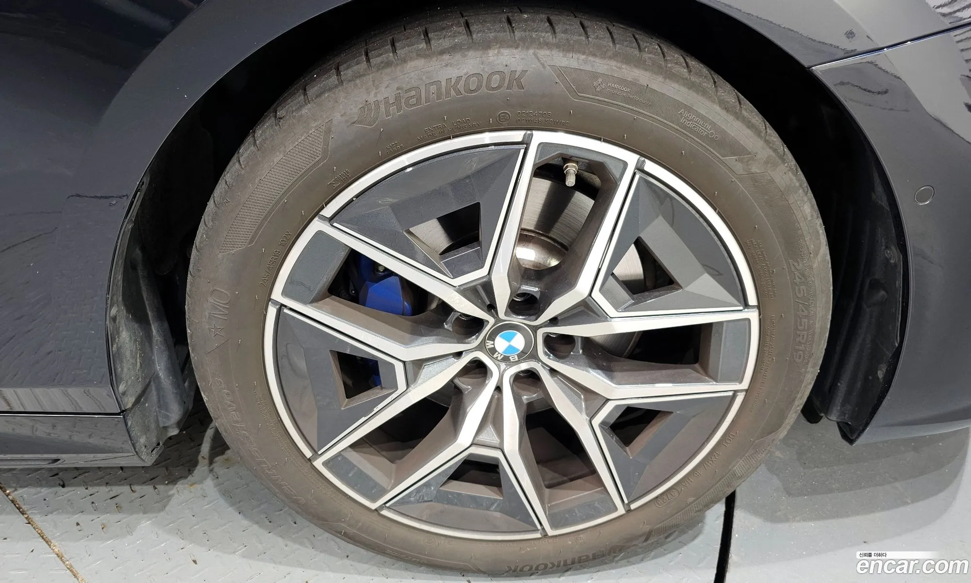 BMW 5 Series 2023 — 13