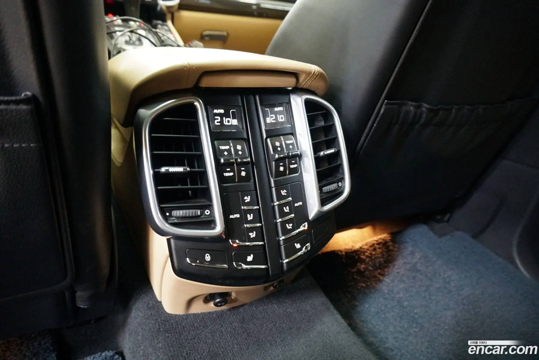 Porsche Cayenne 2013 — 16