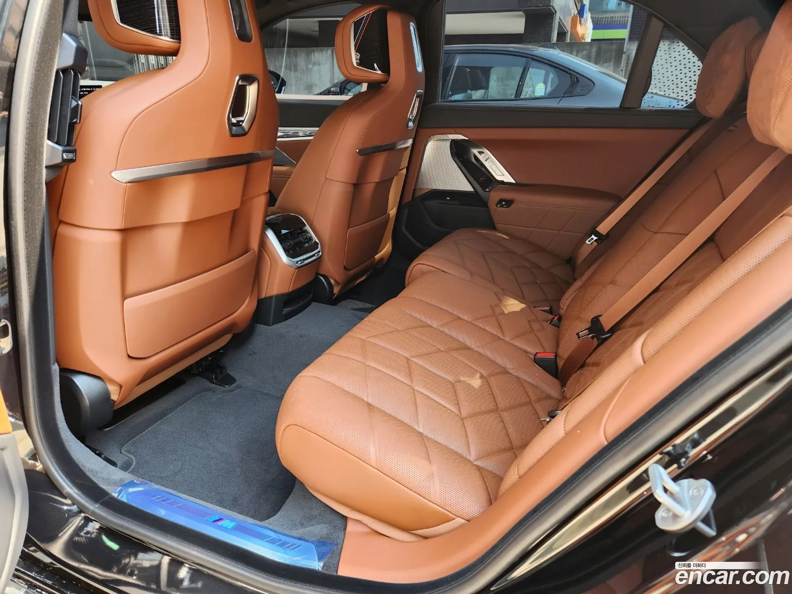 BMW 7 Series 2025 — 12