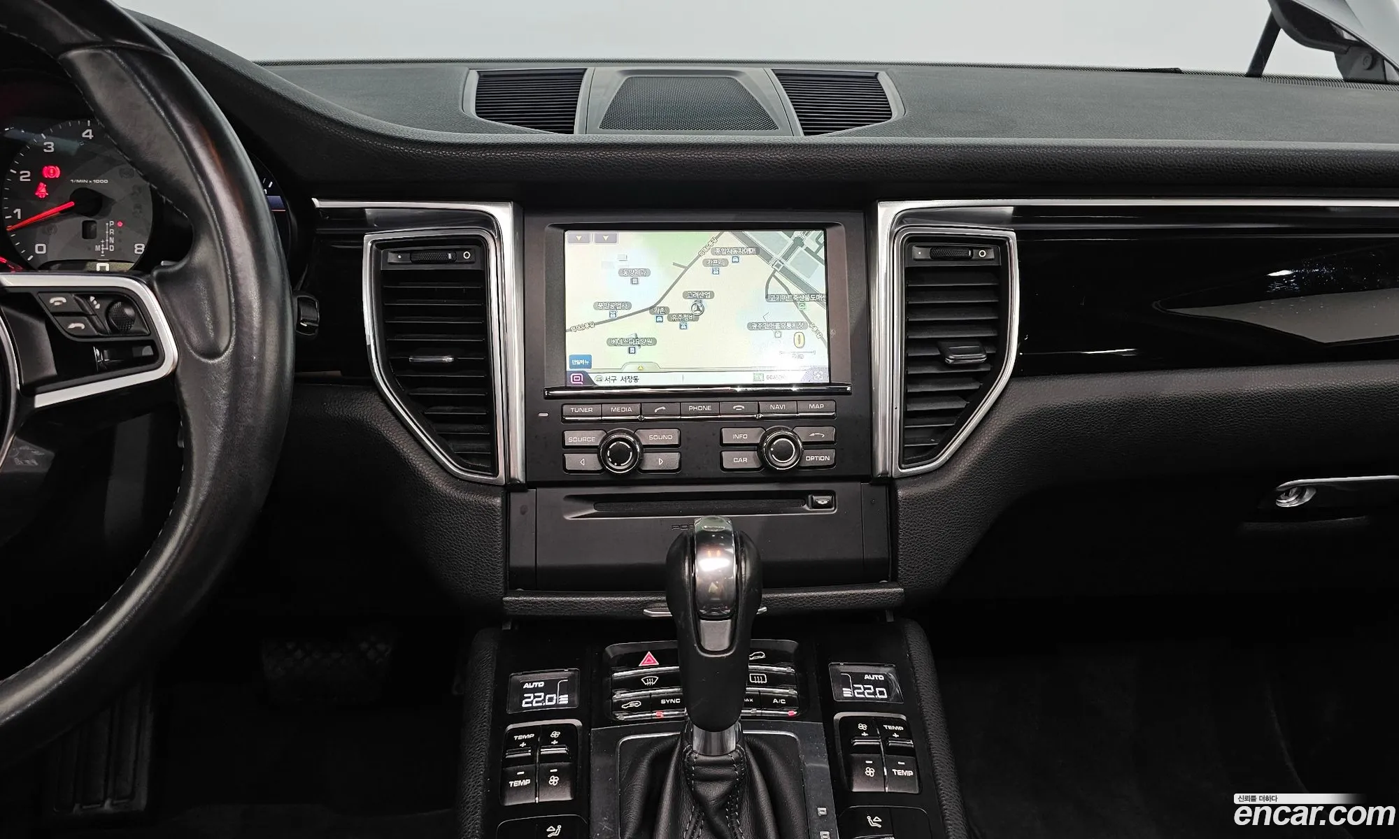 Porsche Macan 2014 WP1AB2959FLB53586 — 9