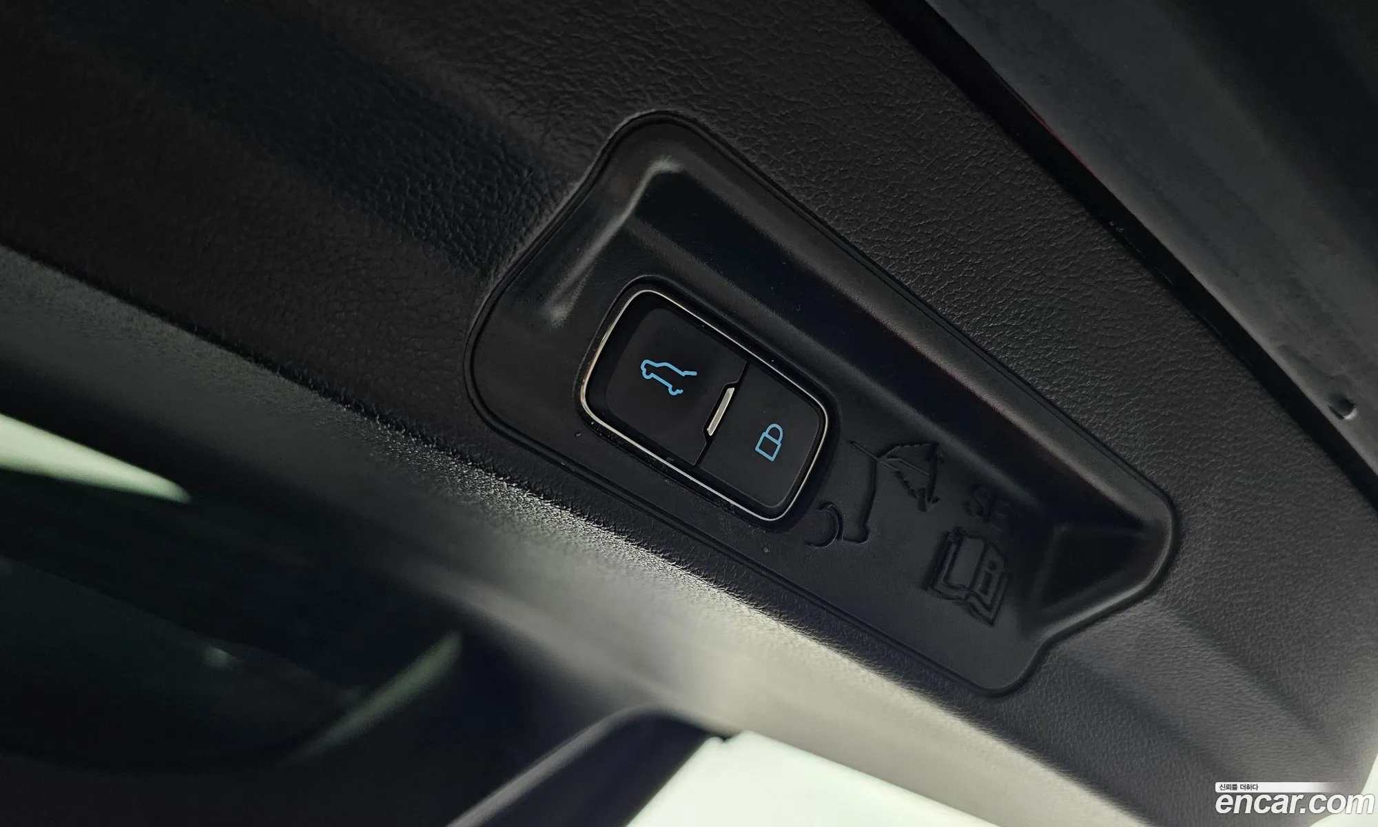 Ford Explorer 6th Gen 2022 1FM5K8FW9NNA03382 — 12