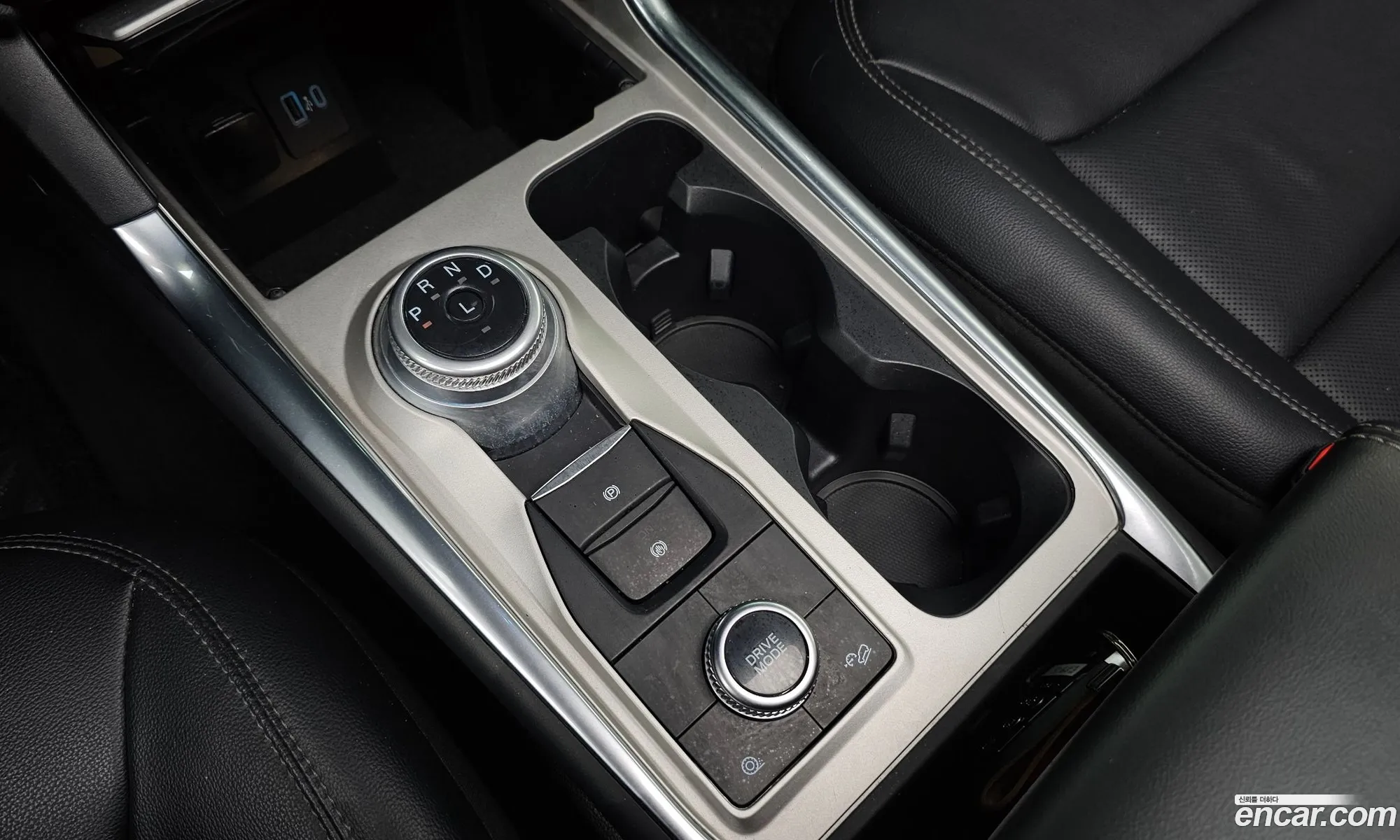 Ford Explorer 6th Gen 2022 1FM5K8FW9NNA03382 — 8