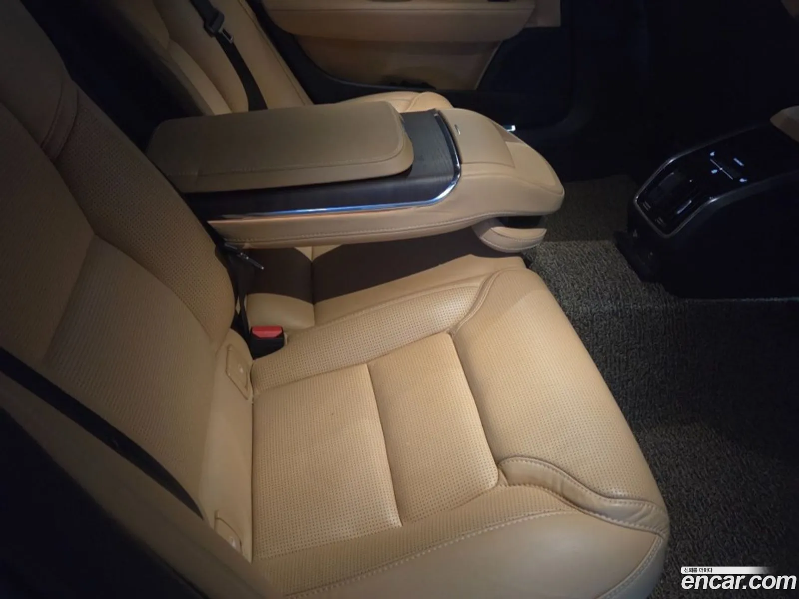 Volvo S90 2021 — 2