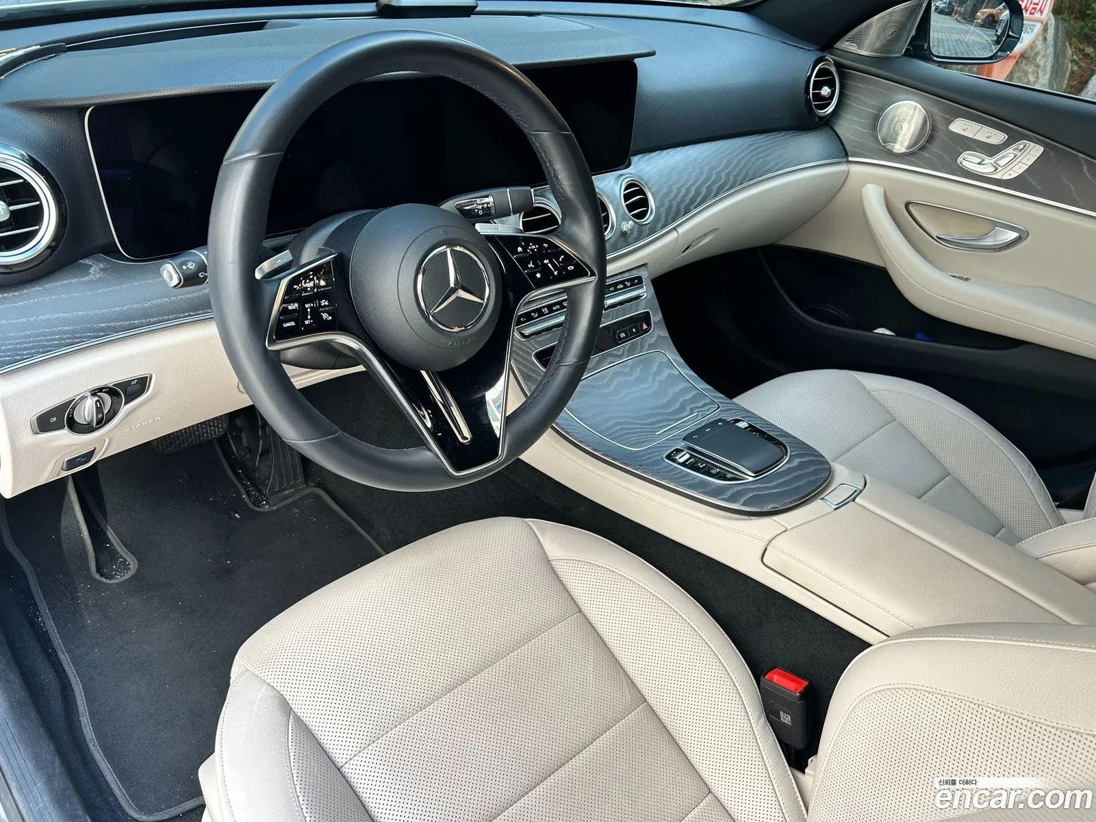 Mercedes-Benz E-Class W213 2023 — 16