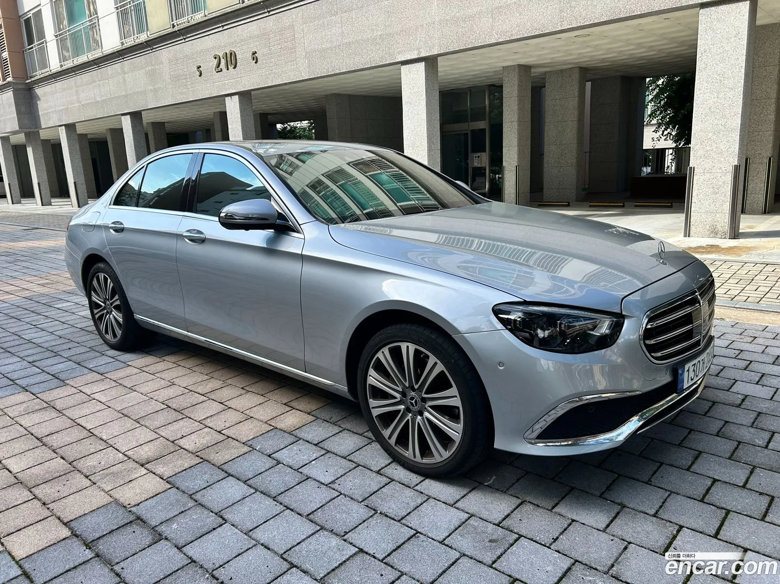 Mercedes-Benz E-Class W213 2023 — 5