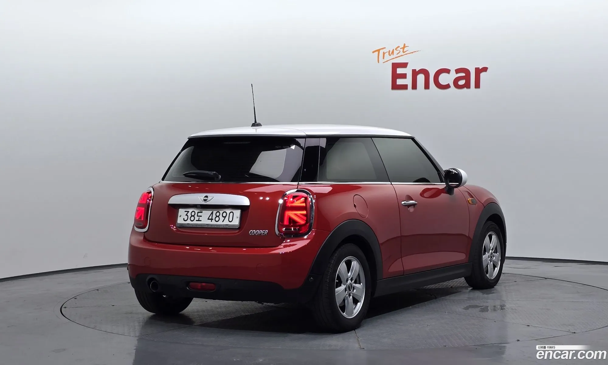 Mini Cooper 2014 WMWXM5101F2A63667 — 15