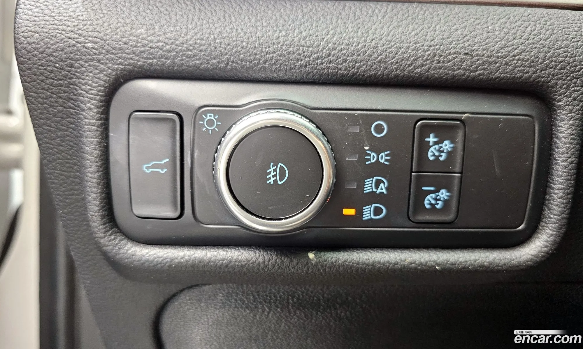 Ford Explorer 6th Gen 2020 1FMSK8FH5LGD07332 — 13