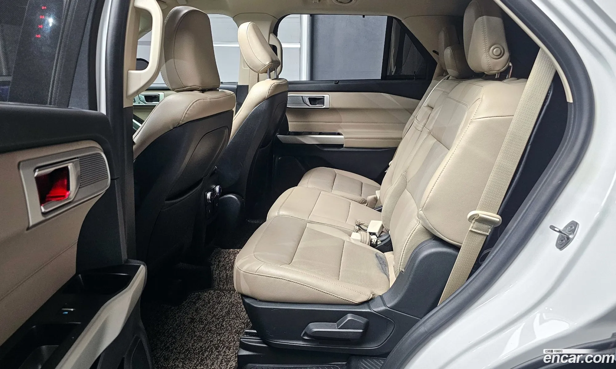 Ford Explorer 6th Gen 2020 1FMSK8FH5LGD07332 — 6