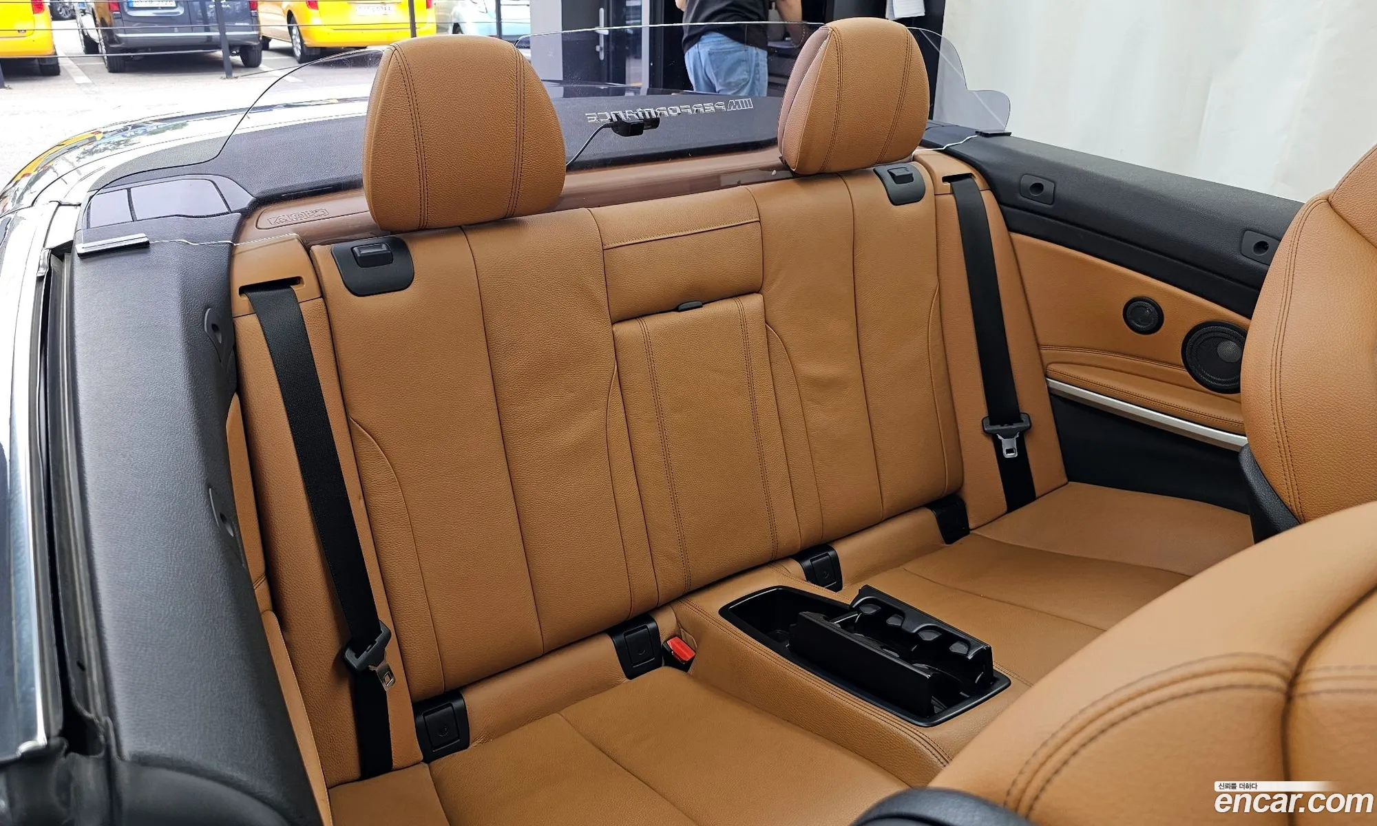BMW 4 Series 2018 WBA4Z1102JEF34827 — 17