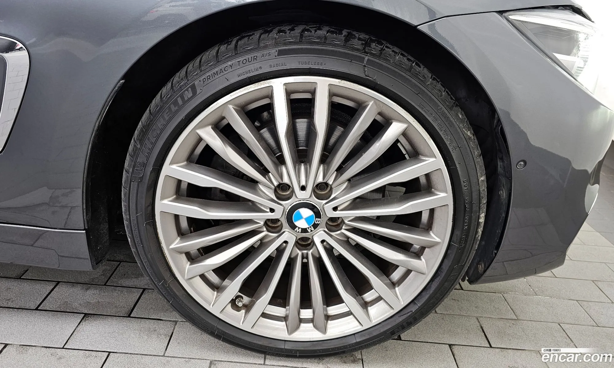 BMW 4 Series 2018 WBA4Z1102JEF34827 — 14