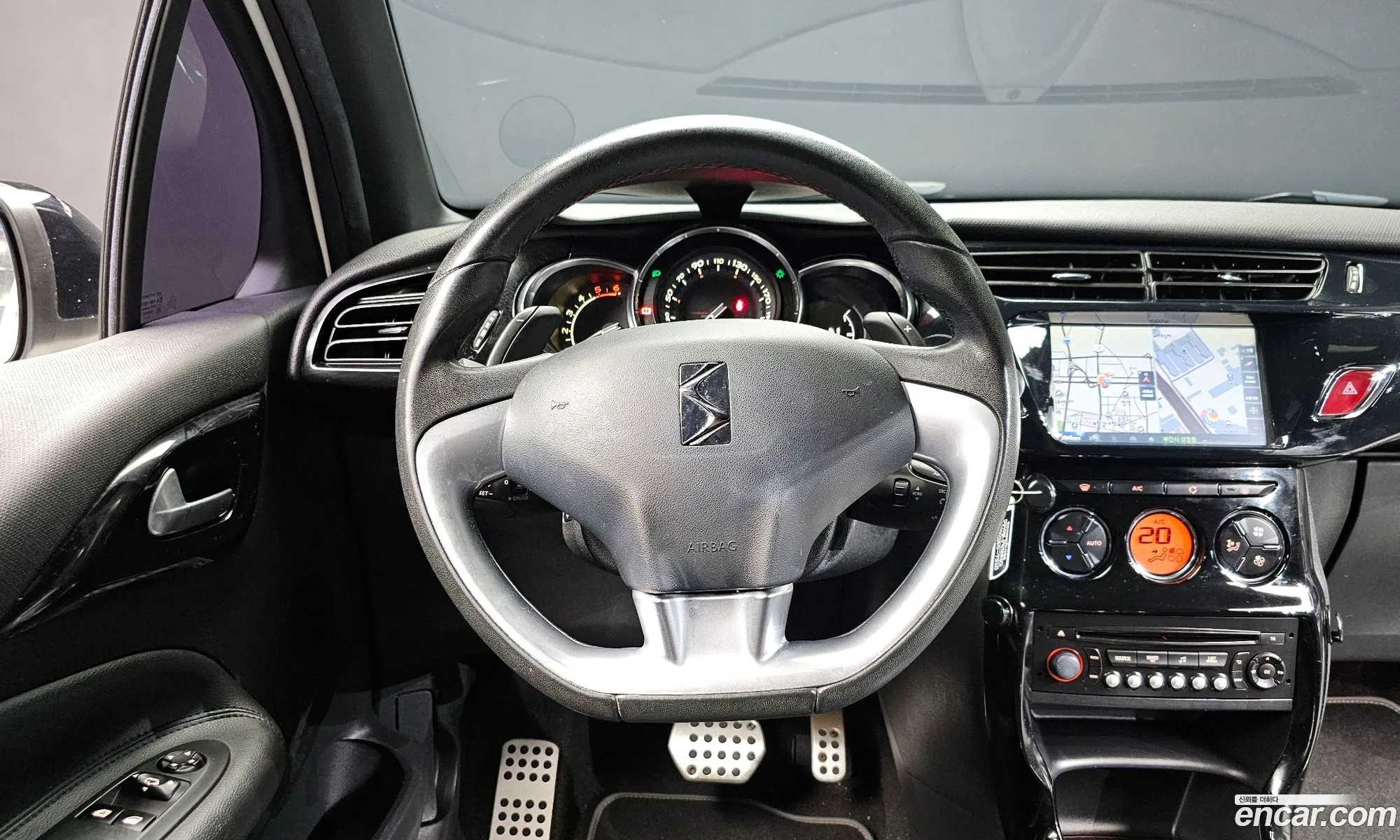 Citroen/DS DS3 2014 VF7SA9HP8EW555088 — 4