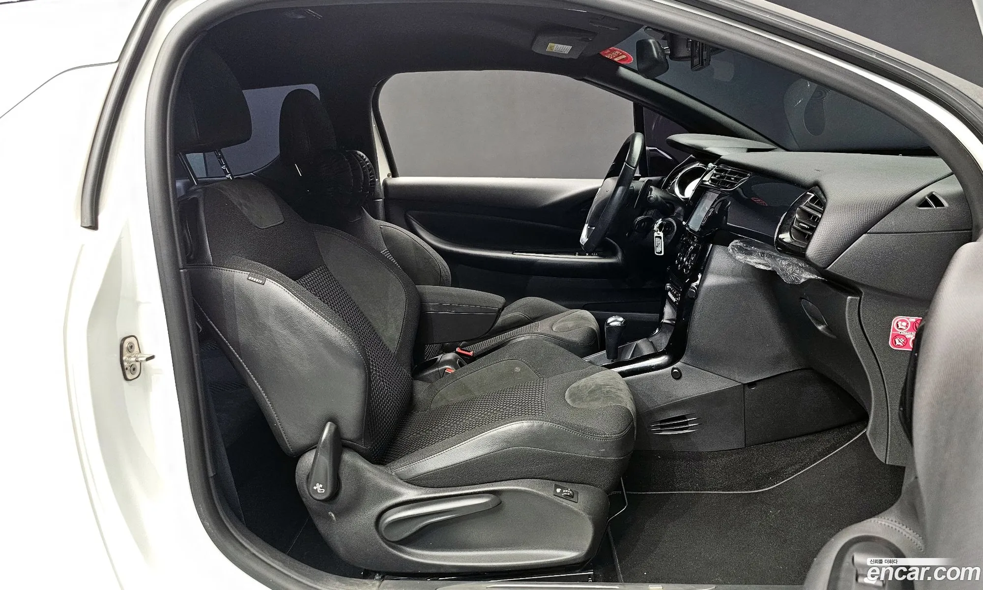 Citroen/DS DS3 2014 VF7SA9HP8EW555088 — 10