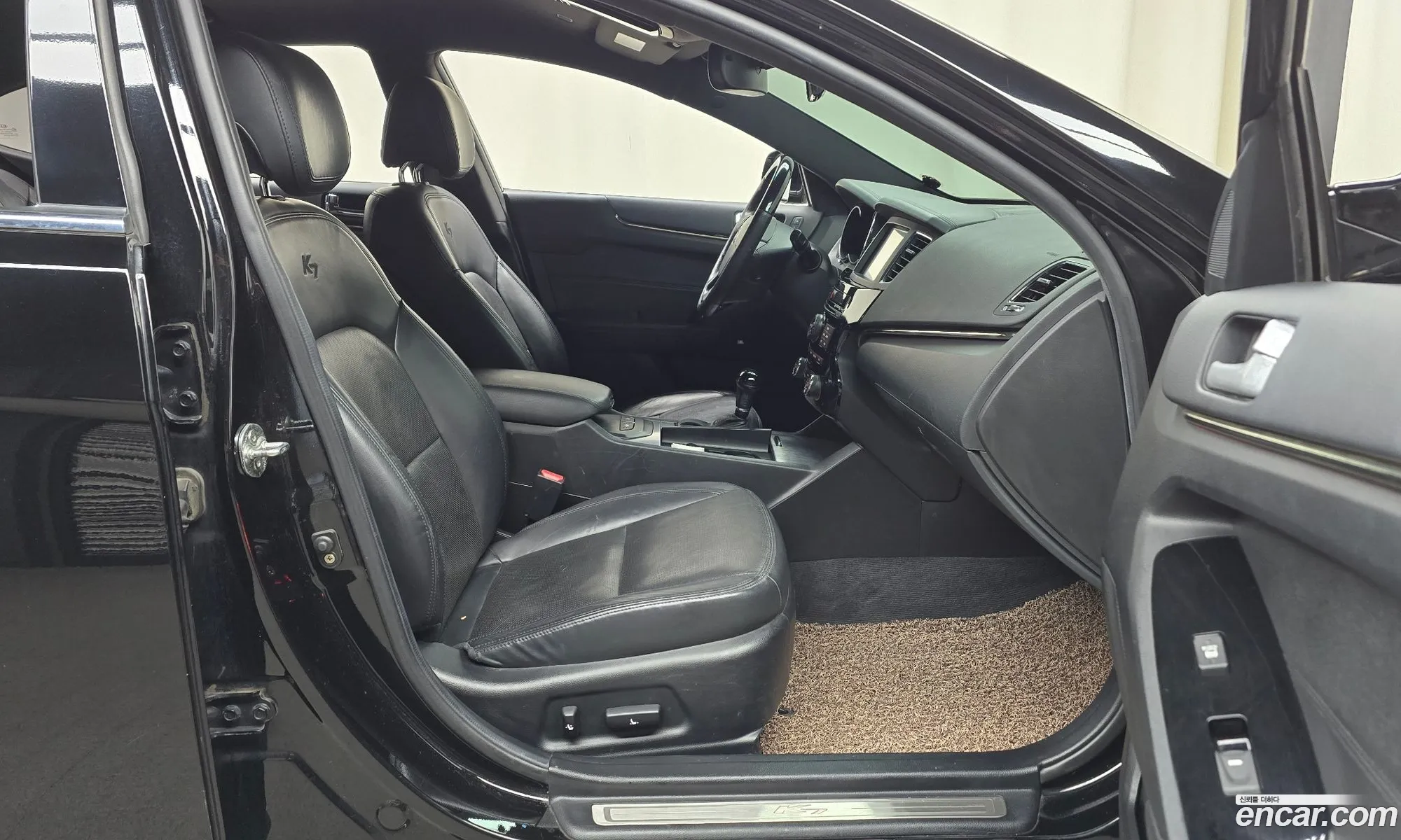 Kia K7 2011 — 19