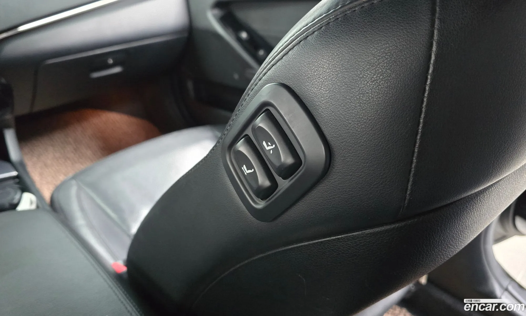 Kia K7 2011 — 16