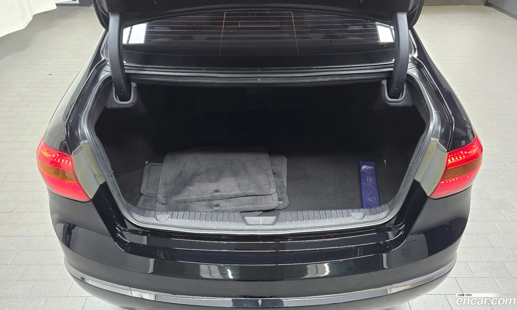 Kia K7 2011 — 15