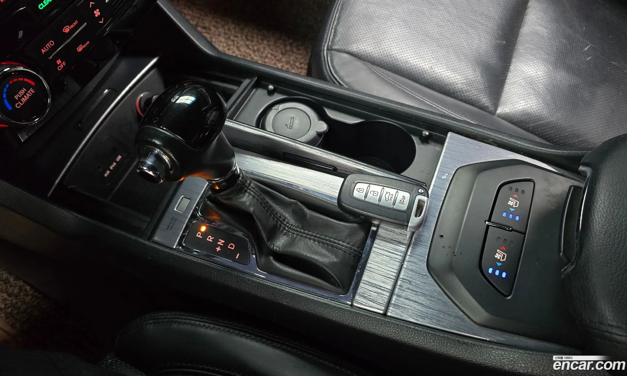 Kia K7 2011 — 12