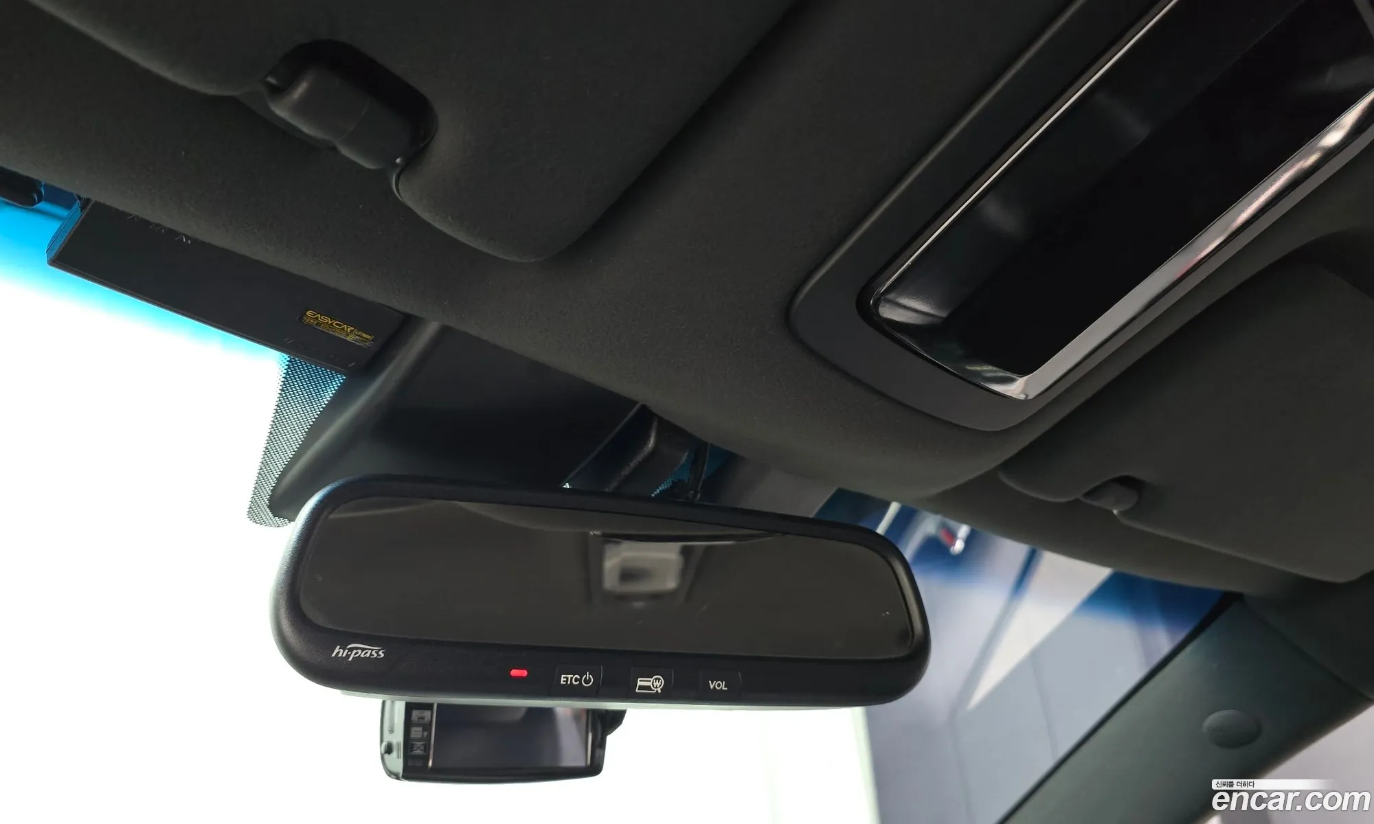 Kia K7 2011 — 2