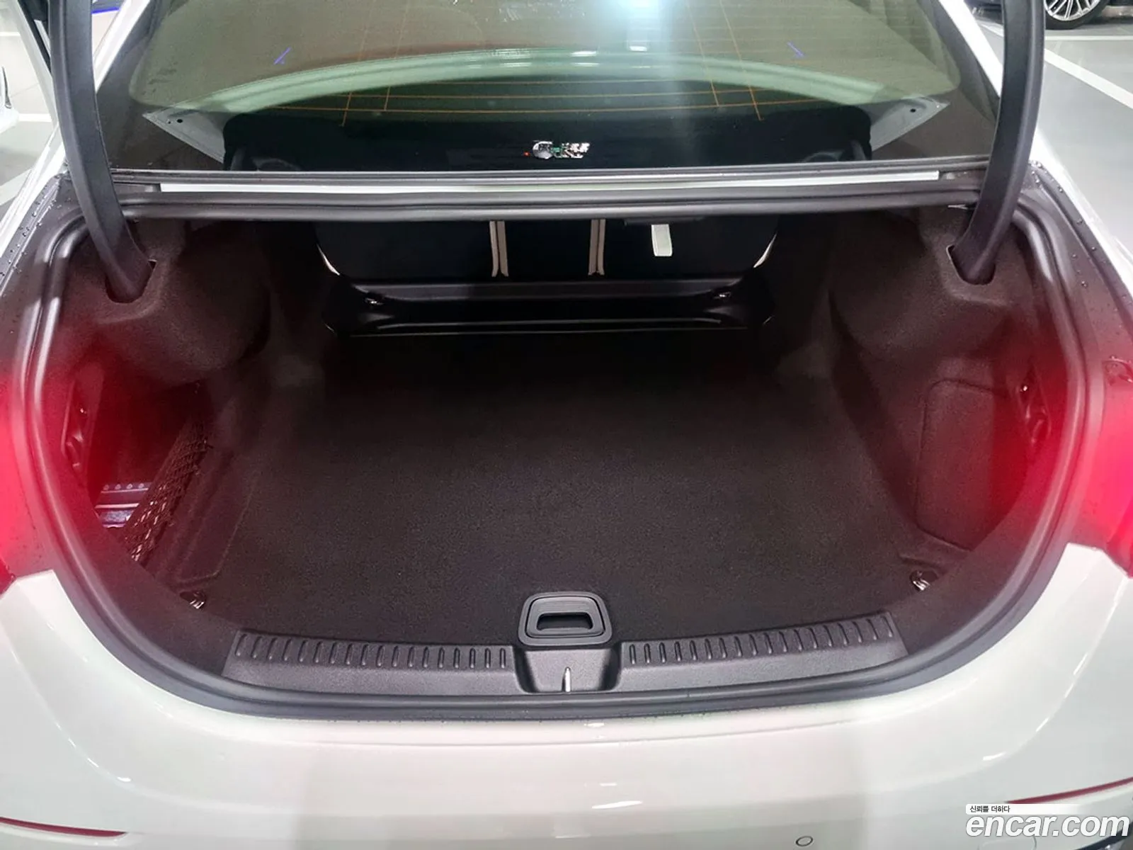 Mercedes-Benz E-Class W214 2025 — 10