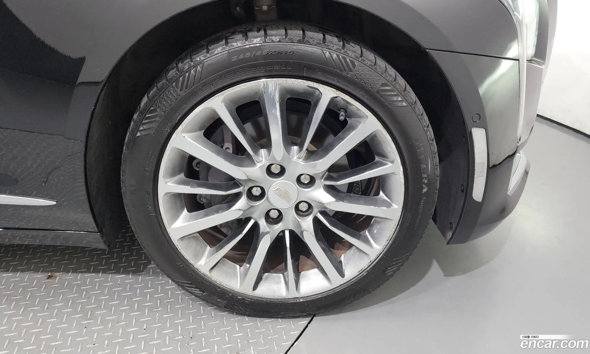 Cadillac CT6 2016 — 9