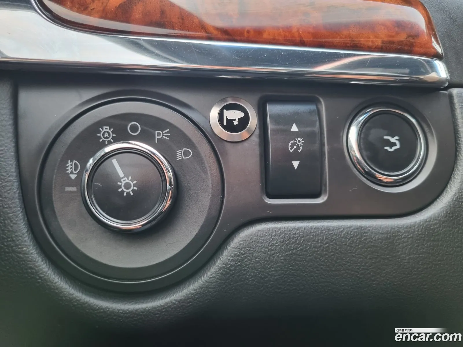 Lincoln MKS 2015 — 2