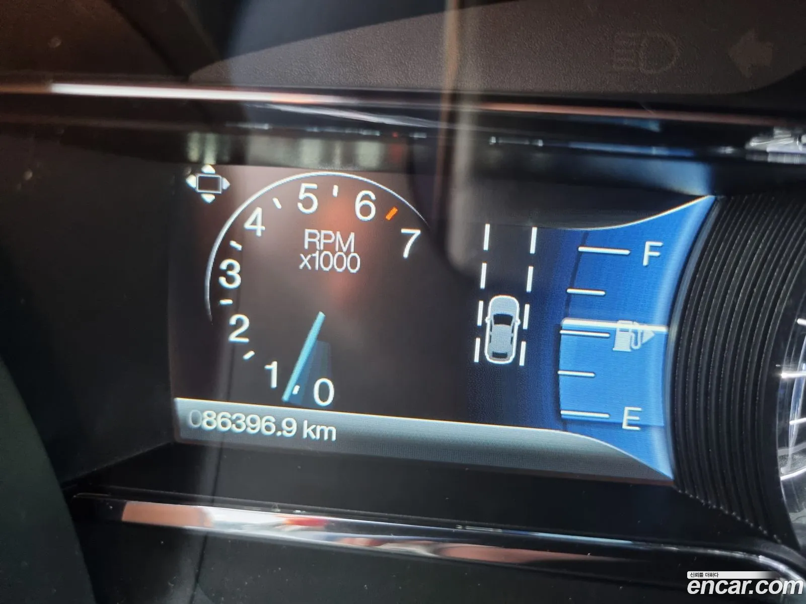 Lincoln MKS 2015 — 5