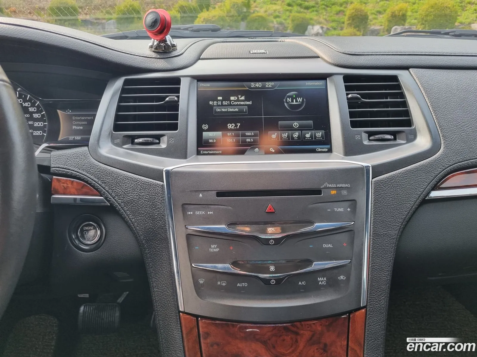 Lincoln MKS 2015 — 3