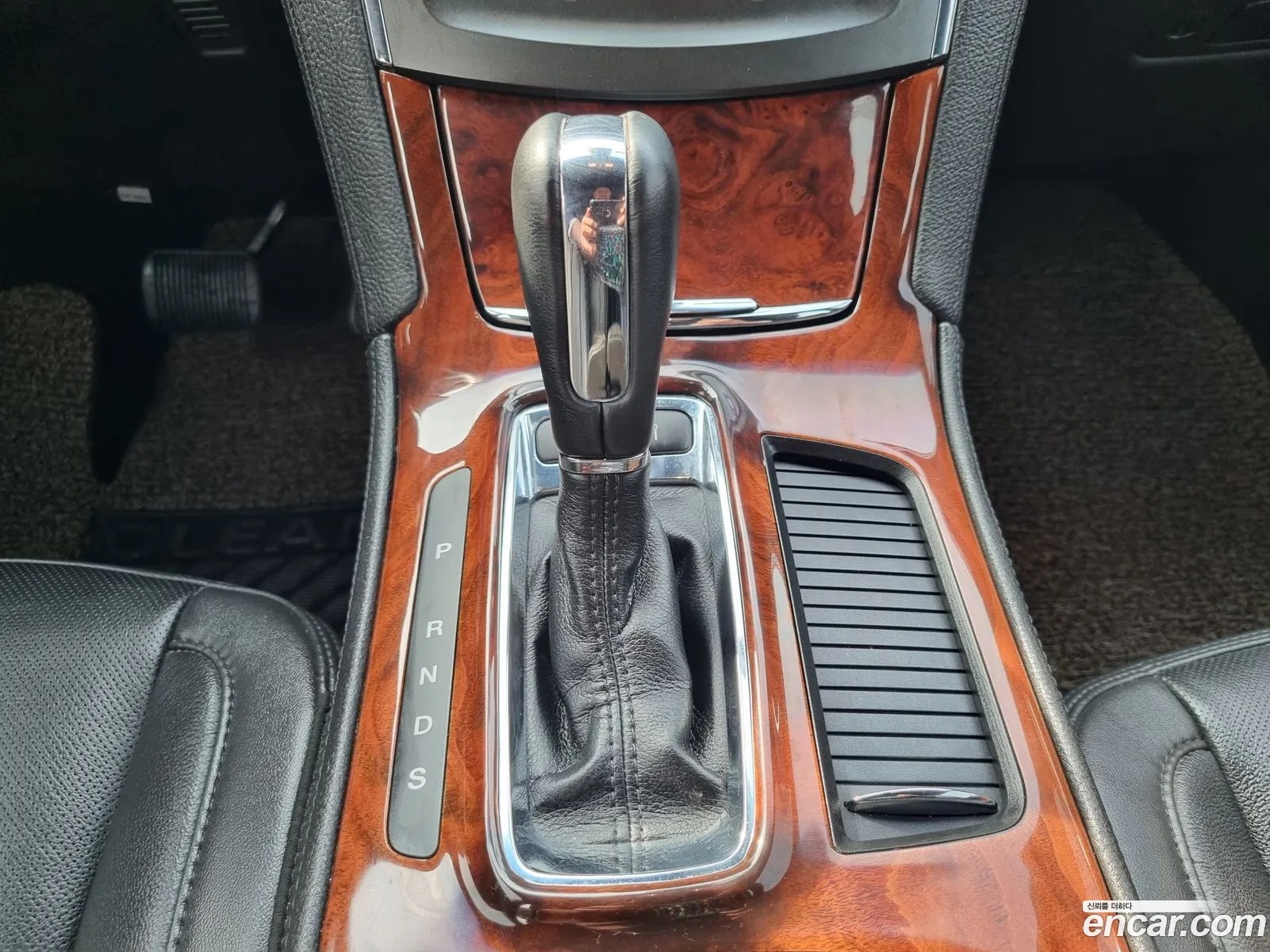 Lincoln MKS 2015 — 18