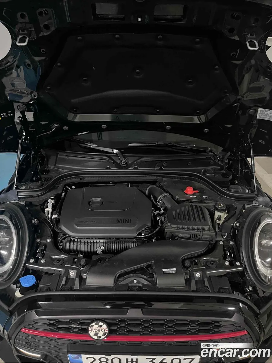 Mini Cooper S Convertible 2024 — 3