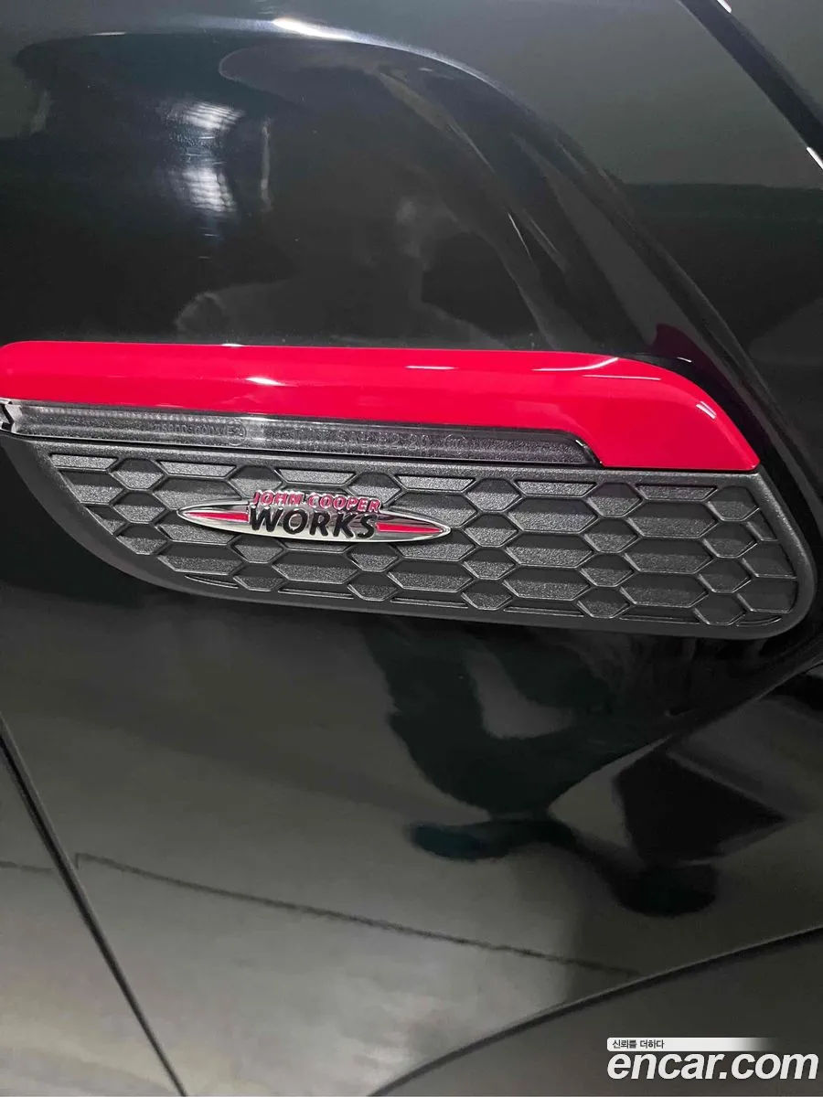 Mini Cooper S Convertible 2024 — 5