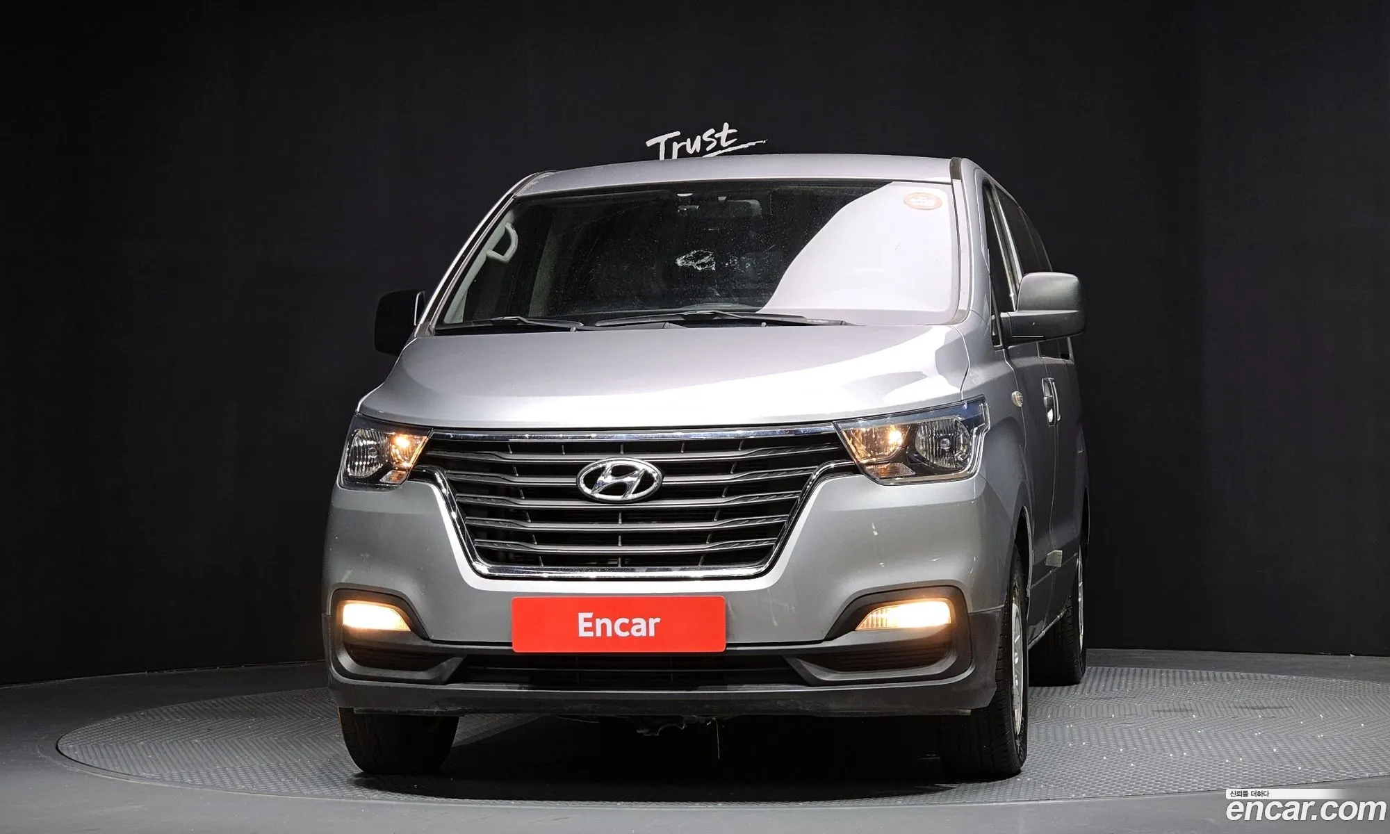 Hyundai Grand Starex 2018 — 19