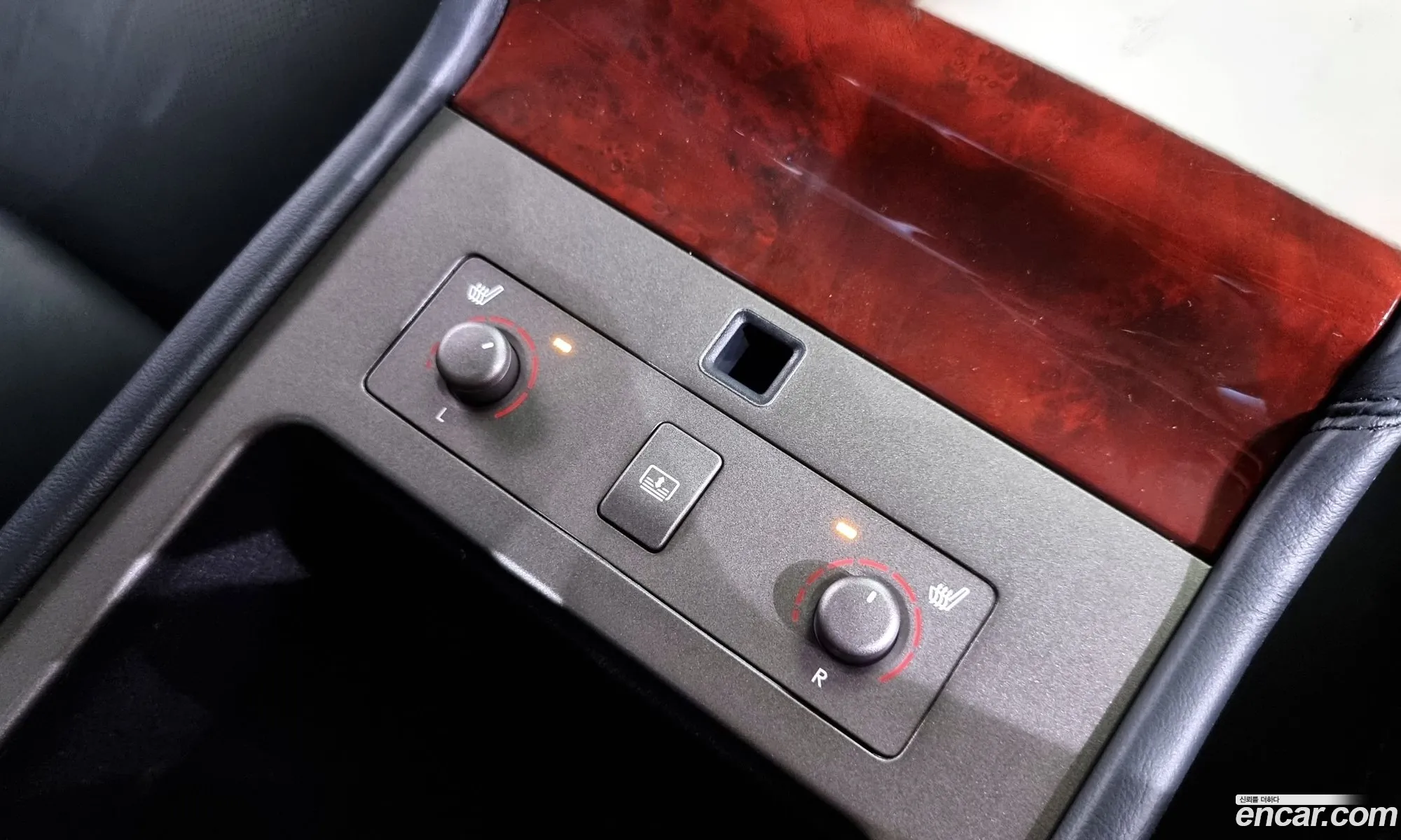 Lexus LS460L 2007 JTHBL46F875045895 — 20
