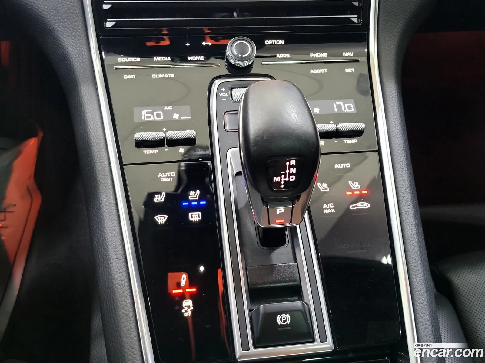 Porsche Panamera 2022 — 18